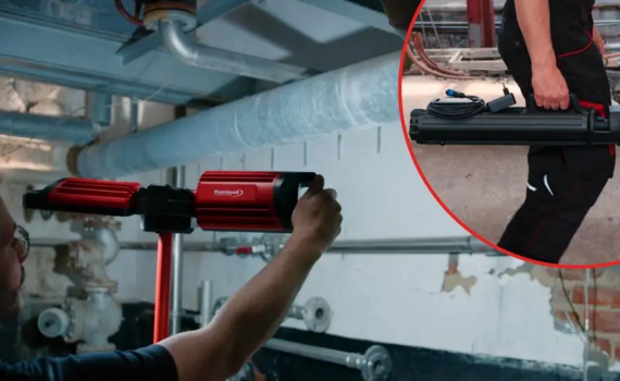 Foco LED plegable a pilas FORMAT